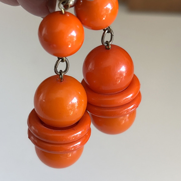 Vintage Earrings 3" Dangle Drop Pierced Orange Acrylic Mod Happy Go go - Picture 1 of 11